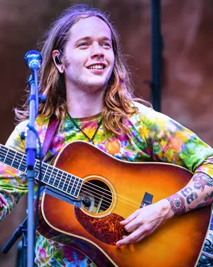 Billy Strings Oakland