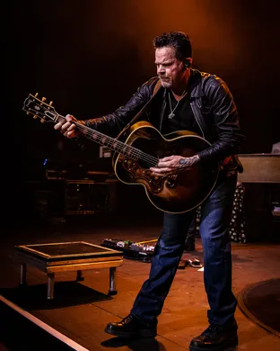 Gary Allan Napa
