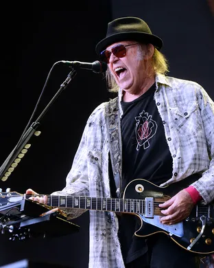 Neil Young Mountain View