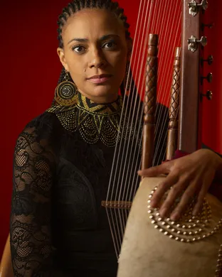 Sona Jobarteh Davis